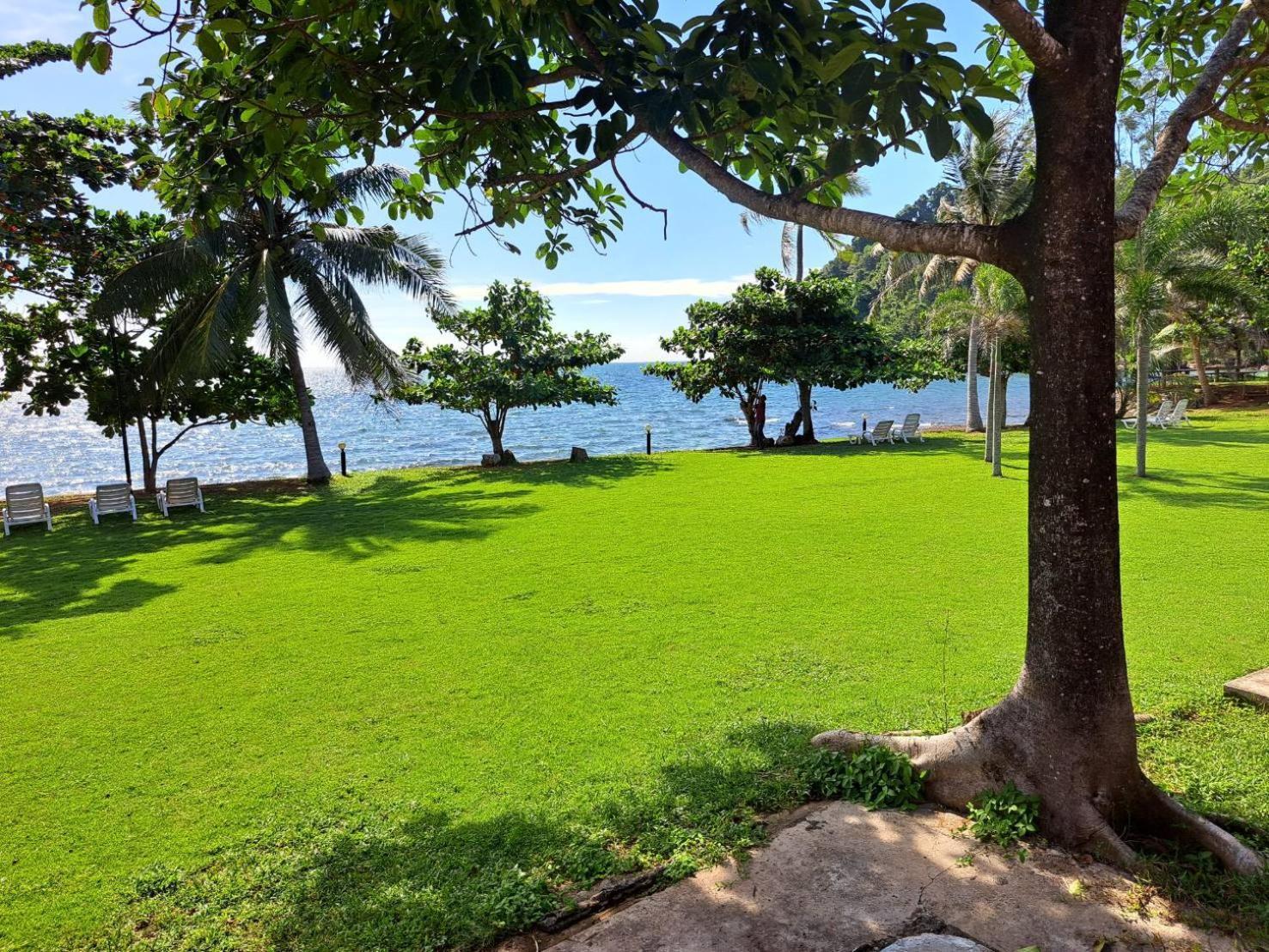 Lomtalay Resort Trat Laem Ngop Ngoại thất bức ảnh