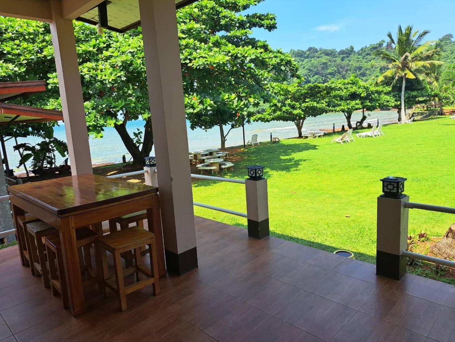 Lomtalay Resort Trat Laem Ngop Ngoại thất bức ảnh
