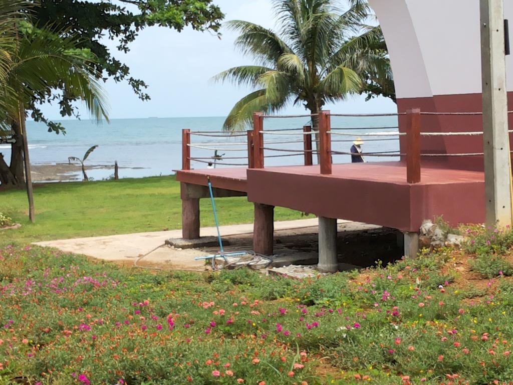 Lomtalay Resort Trat Laem Ngop Ngoại thất bức ảnh