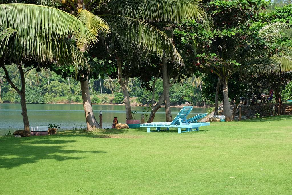 Lomtalay Resort Trat Laem Ngop Ngoại thất bức ảnh