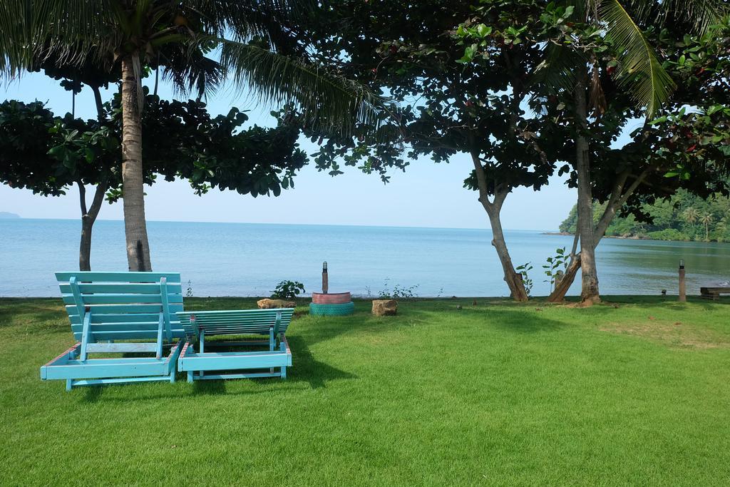 Lomtalay Resort Trat Laem Ngop Ngoại thất bức ảnh