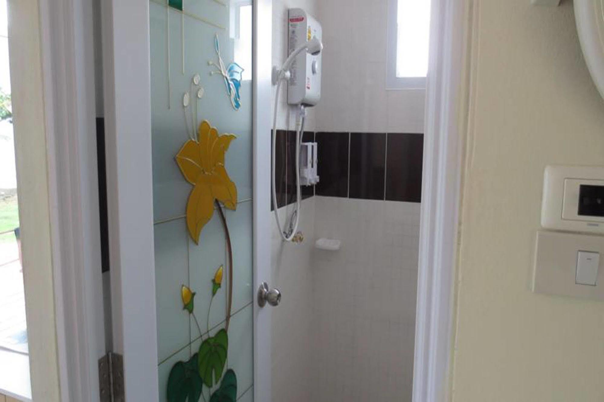 Lomtalay Resort Trat Laem Ngop Ngoại thất bức ảnh