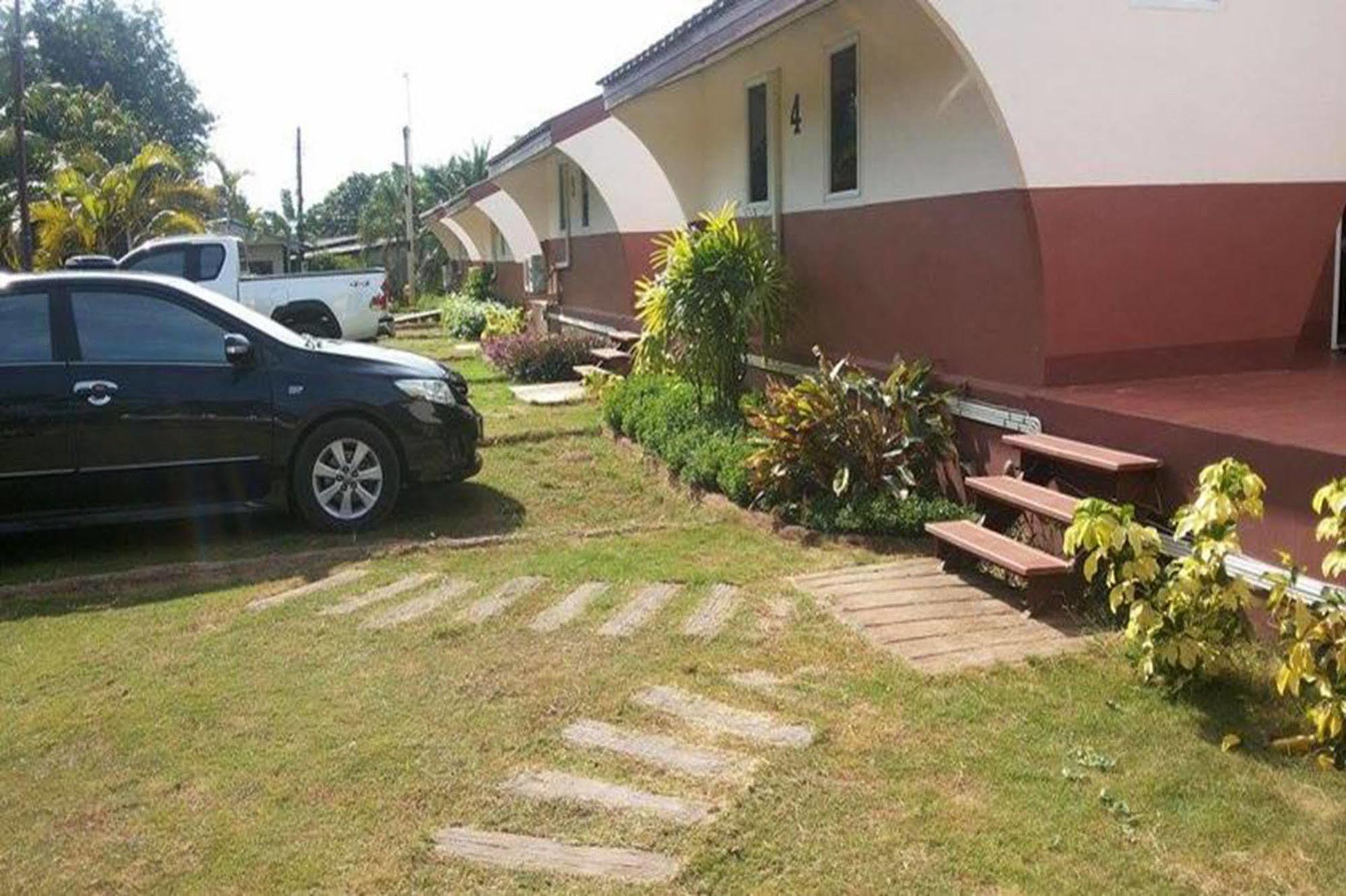 Lomtalay Resort Trat Laem Ngop Ngoại thất bức ảnh
