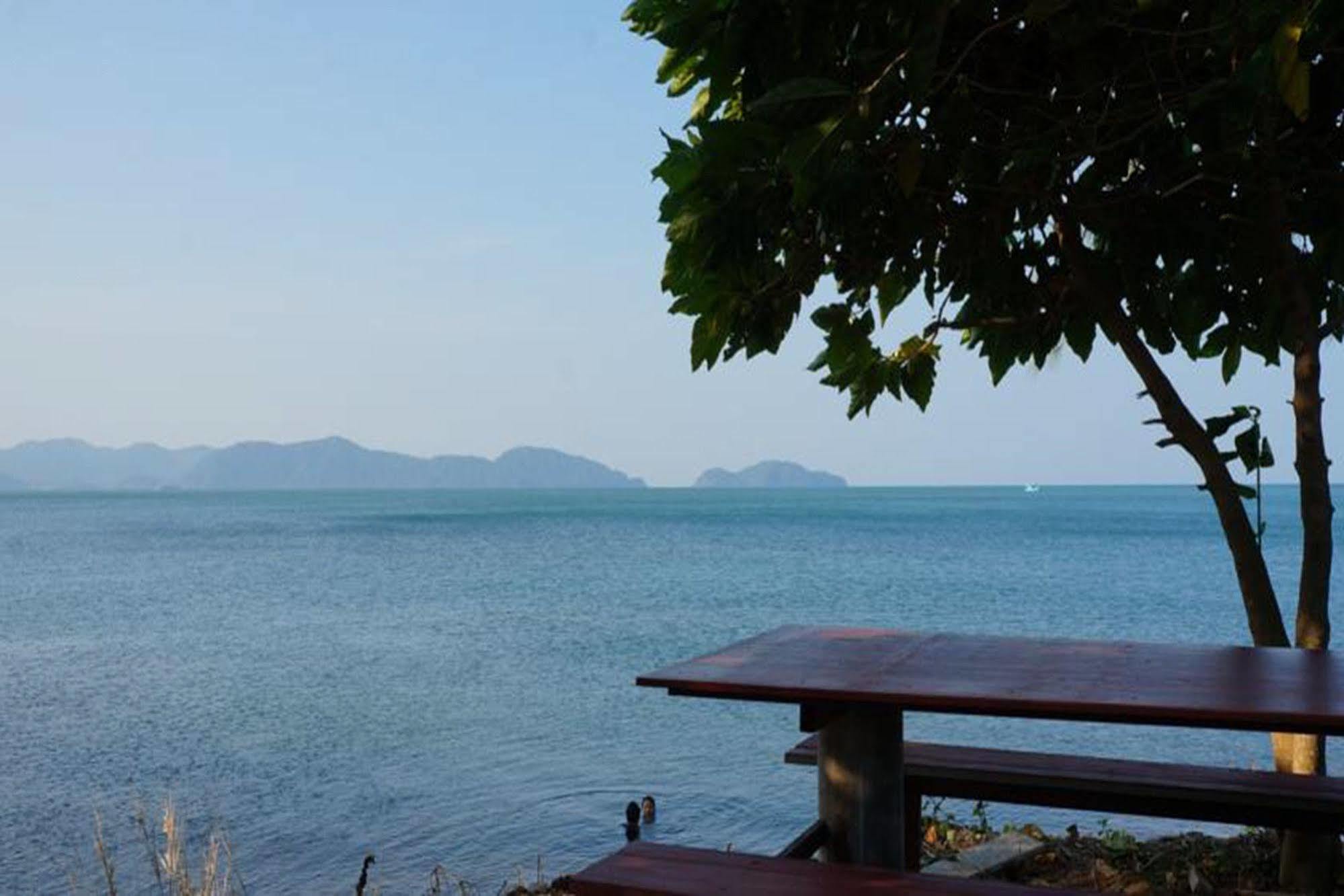 Lomtalay Resort Trat Laem Ngop Ngoại thất bức ảnh