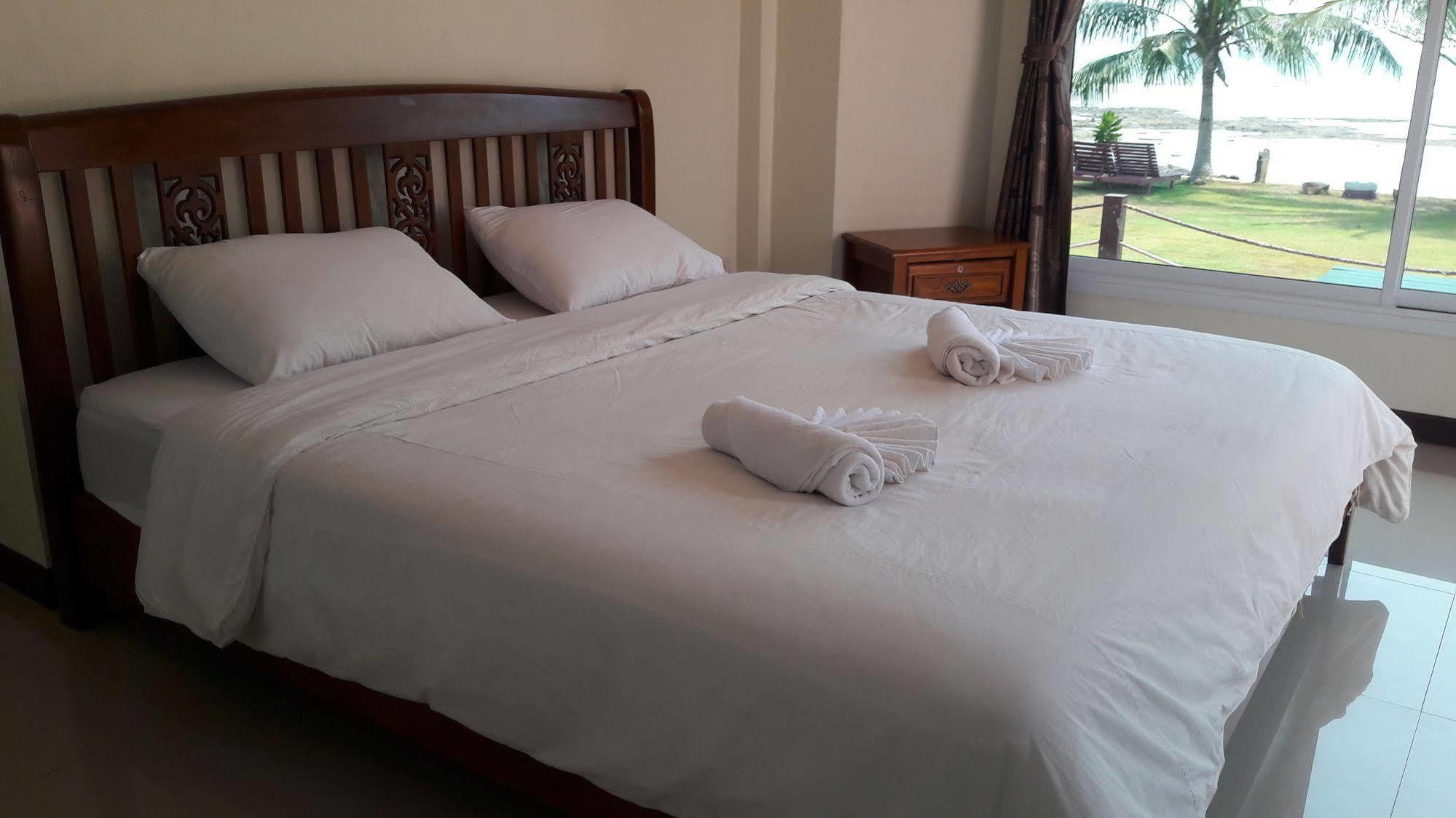 Lomtalay Resort Trat Laem Ngop Ngoại thất bức ảnh