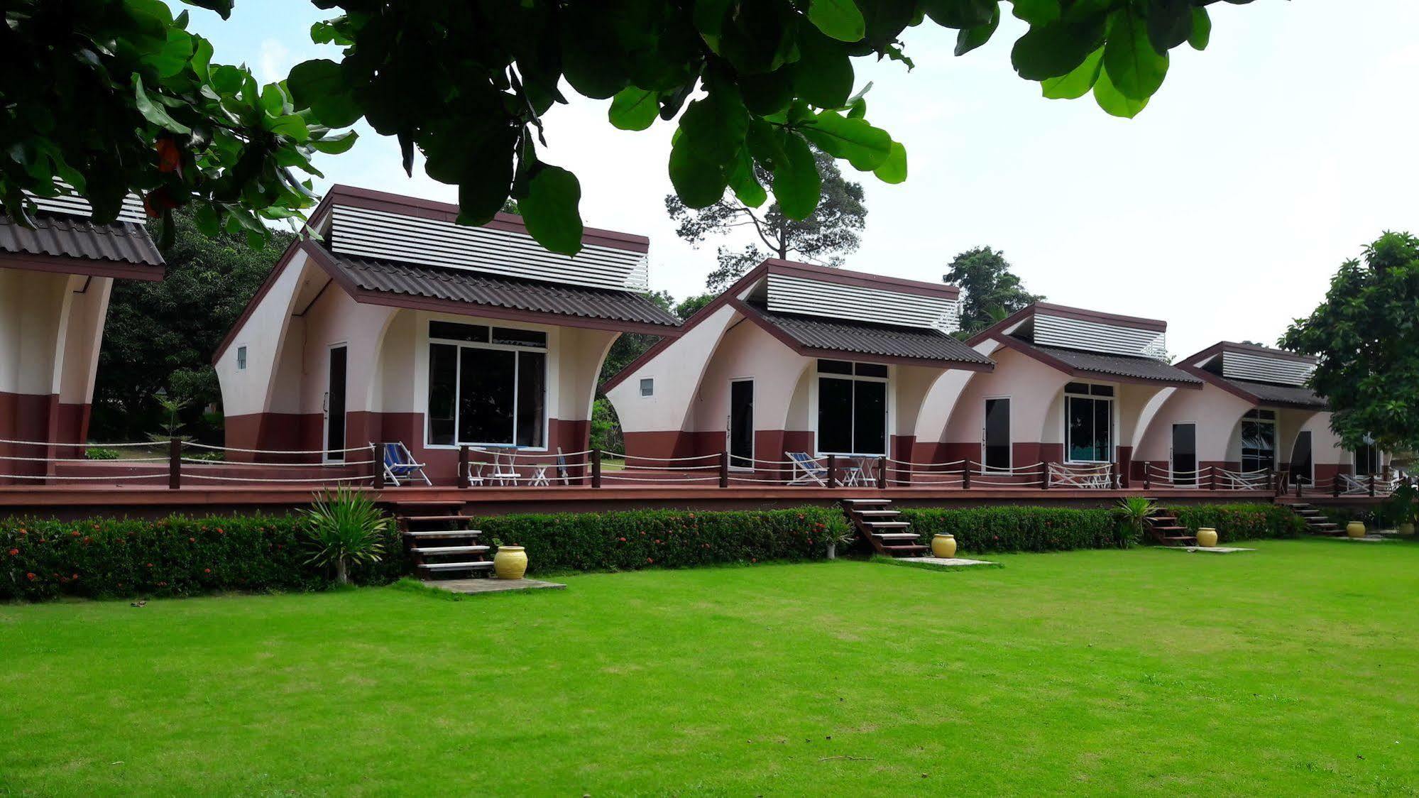 Lomtalay Resort Trat Laem Ngop Ngoại thất bức ảnh